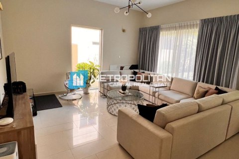 Villa itt: Al Raha Gardens, Abu Dhabi, EAE, 3 hálószoba, 360.9 m², azonosító: 662171 - fénykép 2