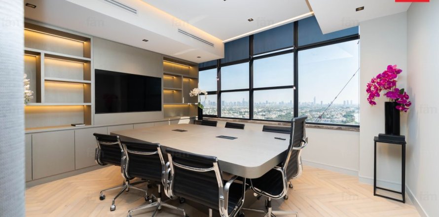 Kantoor in Dubai, VAE 117.8 vr.m. nr 669976