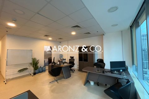 Ured u gradu Business Bay, Dubai, UAE 70 m2 Br. 701942 - Slika 1