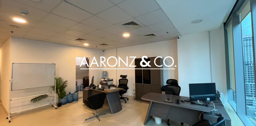 Ured u gradu Business Bay, Dubai, UAE 70 m2 Br. 701942