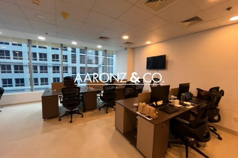 Ured u gradu Business Bay, Dubai, UAE 70 m2 Br. 701942 - Slika 5