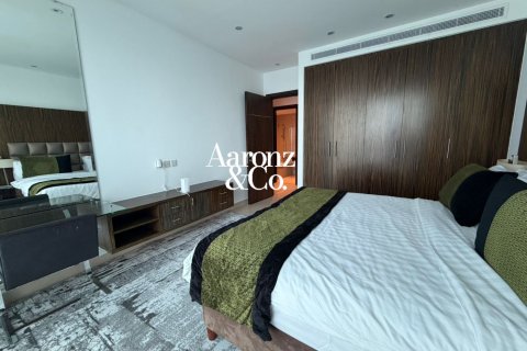 Apartamento para arrendamento em Jumeirah Lake Towers, Dubai, EAU 2 quartos, 117 m2 № 701944 - foto 5