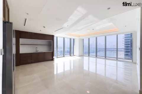 Apartamento en alquiler en Dubai Harbour, Dubai, EAU 3 dormitorios, 178.2 m2 № 668742 - foto 2