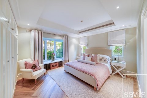 Vila v Jumeirah Golf Estates, Dubai, SAE 5 ložnice, 511 m² Č.: 638056 - fotografie 19