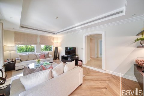Vila v Jumeirah Golf Estates, Dubai, SAE 5 ložnice, 511 m² Č.: 638056 - fotografie 9