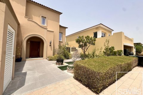 Vilë në Dubai Land, Dubai, Emiratet e Bashkuara Arabe 4 dhoma gjumi, 400 m2. № 638058 - Foto 28