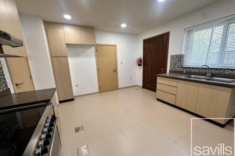 Vilë në Dubai Land, Dubai, Emiratet e Bashkuara Arabe 4 dhoma gjumi, 400 m2. № 638058 - Foto 18