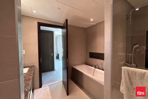 Apartment in Downtown Dubai (Downtown Burj Dubai), UAE 2 bedrooms, 161.6 sq.m. № 682389 - photo 19