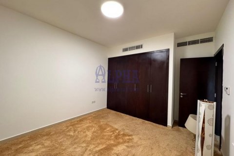 Снять в аренду таунхаус в Mina Al Arab, Рас-эль-Хайма, ОАЭ 3 спальни, 213.7м2, № 633921 - фото 11