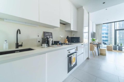 Business Bay, Dubai, UAE의 판매용 아파트 64제곱미터 번호 652662 - 사진 8