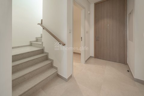 Shtëpi në qytet në Mudon, Dubai, Emiratet e Bashkuara Arabe 3 dhoma gjumi, 218 m2. № 726427 - Foto 11