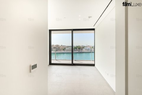 Dubai、UAE にあるマンションの賃貸物件 4ベッドルーム、331.1 m2、No685885 - 写真 15