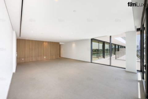 Dubai、UAE にあるマンションの賃貸物件 4ベッドルーム、331.1 m2、No685885 - 写真 3