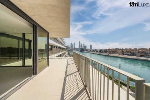 Apartament në Dubai, Emiratet e Bashkuara Arabe 4 dhoma gjumi, 331.1 m2. № 685885