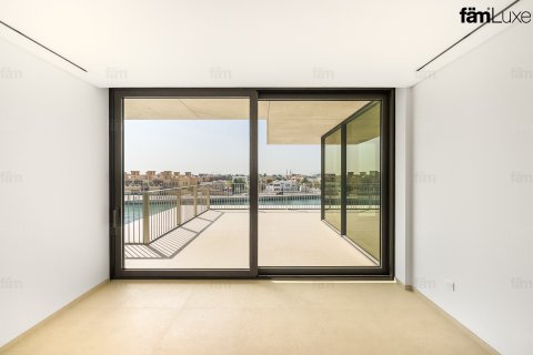 Dubai、UAE にあるマンションの賃貸物件 4ベッドルーム、331.1 m2、No685885 - 写真 22