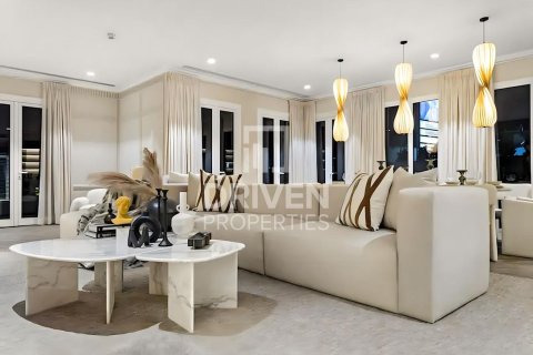 Vila v Jumeirah, Dubai, SAE 5 ložnice, 634.53 m² Č.: 743375 - fotografie 4