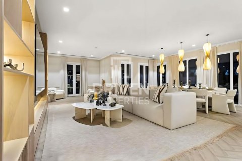 Vila v Jumeirah, Dubai, SAE 5 ložnice, 634.53 m² Č.: 743375 - fotografie 6
