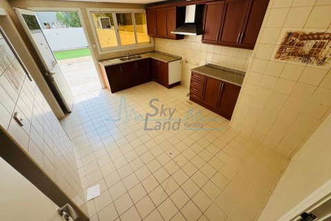 Villa in affitto a Umm Suqeim, Dubai, EAU 4 camere da letto, 371.6 mq. № 634136 - foto 7