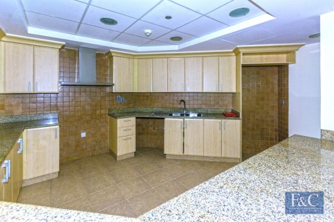 דירה למכירה ב Palm Jumeirah, Dubai, איחוד האמירויות  3 חדרי שינה, 203 מ"ר, מספר 704241 - תמונה 9