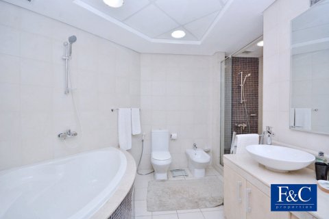 Appartement te koop in Palm Jumeirah, Dubai, VAE 3 slaapkamers, 200 vr.m., nr 704242 - foto 18