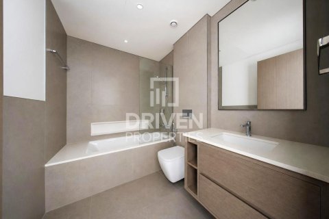 Appartement te huur in Downtown Dubai (Downtown Burj Dubai), Dubai, VAE 2 slaapkamers, 119.29 vr.m., nr 745143 - foto 12