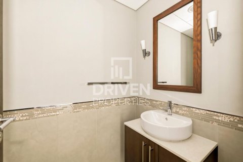 Apartman u gradu DIFC, Dubai, UAE 2 spavaće sobe, 168.8 m2 Br. 745144 - Slika 9