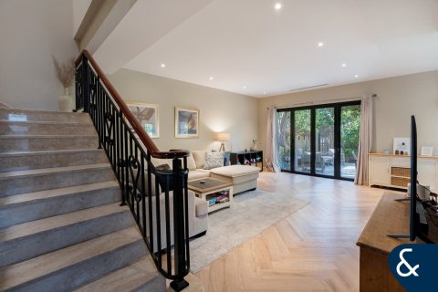 Вилла Арабиан Ранчес, Дубай, БАӘ-да 3 жатын бөлмелер, 206 м² № 667852 - фото 1