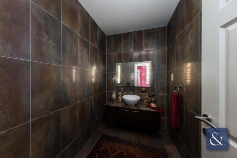 Müüa villa asukohaga Jumeirah Golf Estates, Dubai, AÜE: 4 magamistoaga, 614 m² Nr 667848 - pilt 10