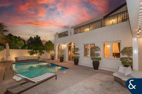 Müüa villa asukohaga Jumeirah Golf Estates, Dubai, AÜE: 4 magamistoaga, 614 m² Nr 667848 - pilt 4