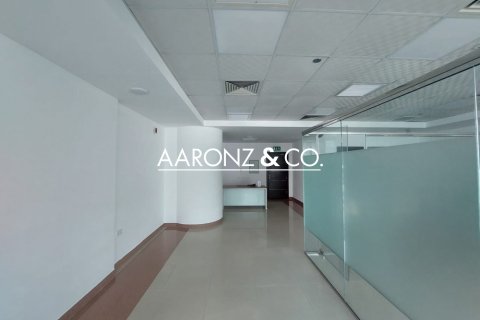 Office til leje i Business Bay, Dubai, UAE 90.4 kvm № 670517 - foto 1
