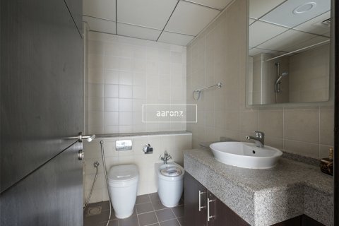 Apartmen di Dubai Marina, UAE 1 bilik tidur, 73 meter persegi № 634372 - foto 10