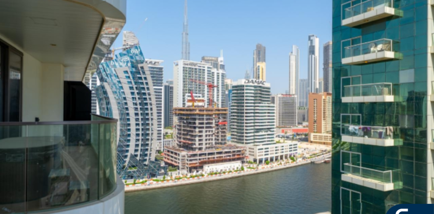 Apartament në Business Bay, Dubai, Emiratet e Bashkuara Arabe 2 dhoma gjumi, 105 m2. № 671072