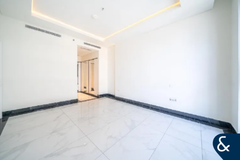 Apartament në Business Bay, Dubai, Emiratet e Bashkuara Arabe 2 dhoma gjumi, 105 m2. № 671072 - Foto 4