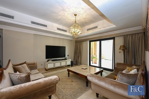 Kuća u nizu u Palm Jumeirah, Dubai, UAE 3 spavaćih soba, 483 m2 Br. 704237 - fotografija 12