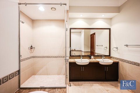 Kuća u nizu u Palm Jumeirah, Dubai, UAE 3 spavaćih soba, 483 m2 Br. 704237 - fotografija 6