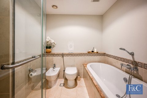 Kuća u nizu u Palm Jumeirah, Dubai, UAE 3 spavaćih soba, 483 m2 Br. 704237 - fotografija 8