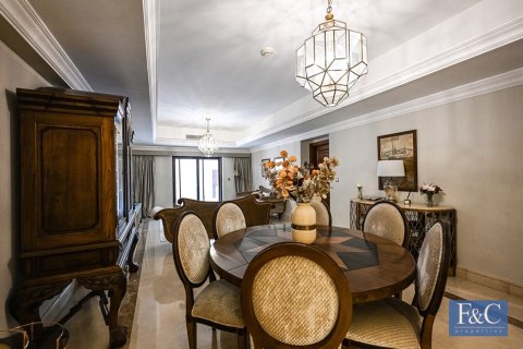Kuća u nizu u Palm Jumeirah, Dubai, UAE 3 spavaćih soba, 483 m2 Br. 704237 - fotografija 26