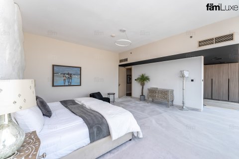 Apartment sa Palm Jumeirah, Dubai, UAE 2 silid-tulugan, 199.6 sq.m. № 661651 - larawan 12