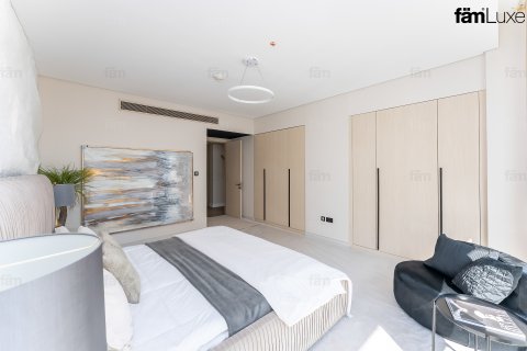 Apartment sa Palm Jumeirah, Dubai, UAE 2 silid-tulugan, 199.6 sq.m. № 661651 - larawan 9