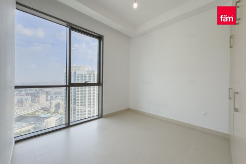 Apartmen di Dubai, UAE 2 bilik tidur, 125.6 meter persegi № 669832 - foto 12