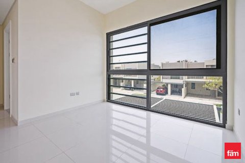 Shtëpi në qytet në Dubai, Emiratet e Bashkuara Arabe 3 dhoma gjumi, 174.8 m2. № 669831 - Foto 12