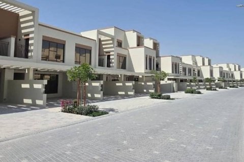 טאונהאוס להשכרה ב Dubai, איחוד האמירויות 4 חדרי שינה, 144.1 מ"ר, מספר 763997 - תמונה 4
