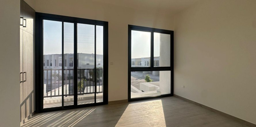 خانه شهری در Mina Al Arab، Ras Al Khaimah ، امارات متحده عربی 2 خوابه ، 183 متر مربع.  شماره 656673