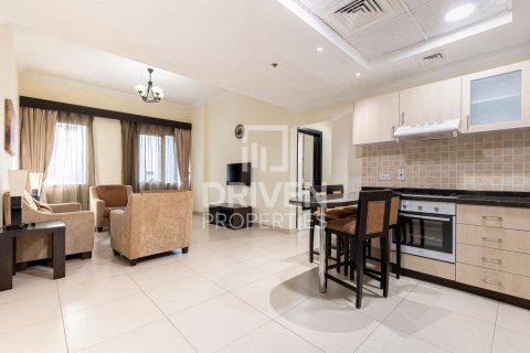 Huoneisto Al Barsha, Dubai, Arabiemiraatit 2 makuuhuonetta, 120.03 m2 № 744846 - kuva 1