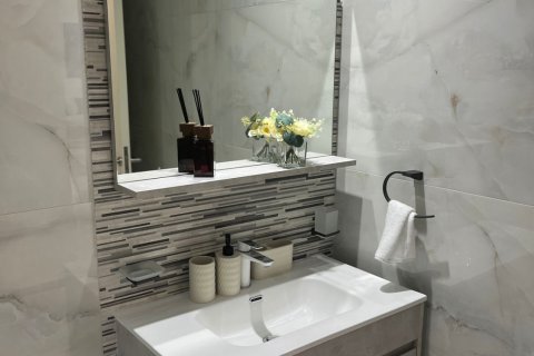 Appartement te koop in Al Furjan, Dubai, VAE 2 slaapkamers, 107 vr.m., nr 760976 - foto 10