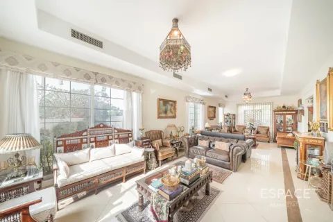 Villa sa Mudon, Dubai, UAE 4 silid-tulugan, 438 sq.m. № 737948 - larawan 2