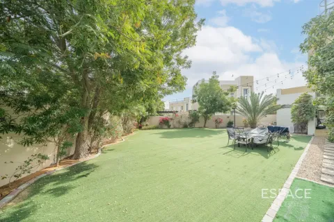 Villa sa Mudon, Dubai, UAE 4 silid-tulugan, 438 sq.m. № 737948 - larawan 17