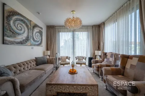 Vila di Dubai South (Dubai World Central), Dubai, UEA 4 kamar tidur, 272 m2 nomor 737965 - foto 3