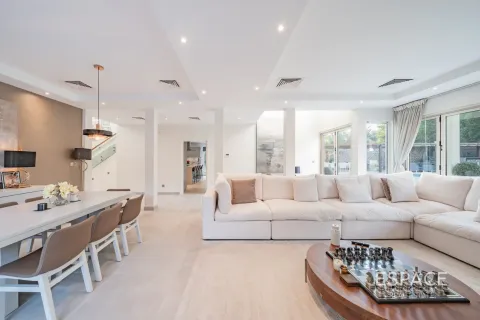 Villa à vendre à  Arabian Ranches, Dubai, EAU 5 chambres, 511 m2 № 737964 - photo 5