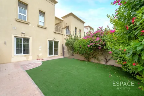 Villa The Springs, Dubaijā, AAE 2 istabas, 153 m2 Nr. 737950